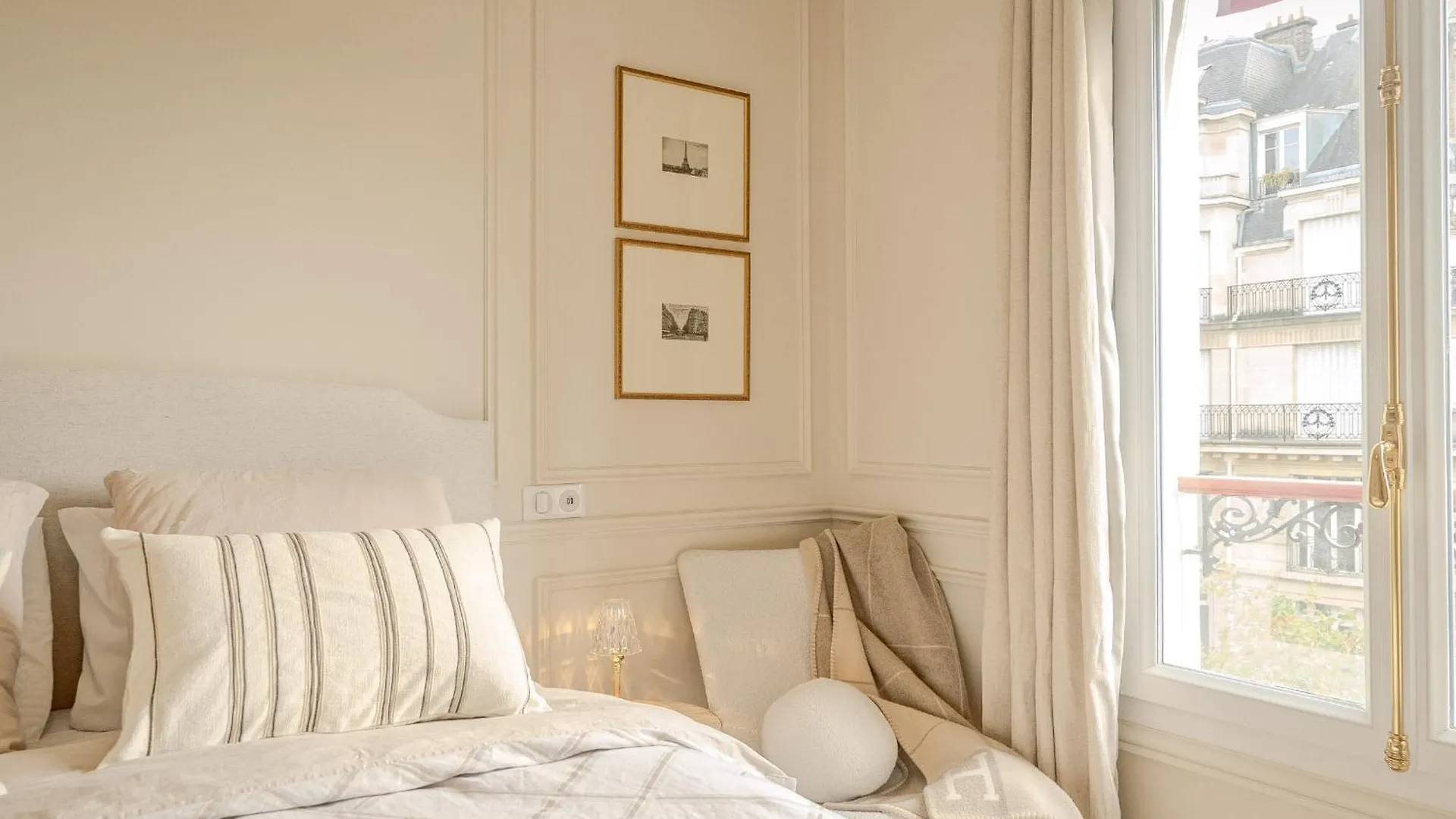 Apartment With Eiffel Tower View Paris 0*,  France